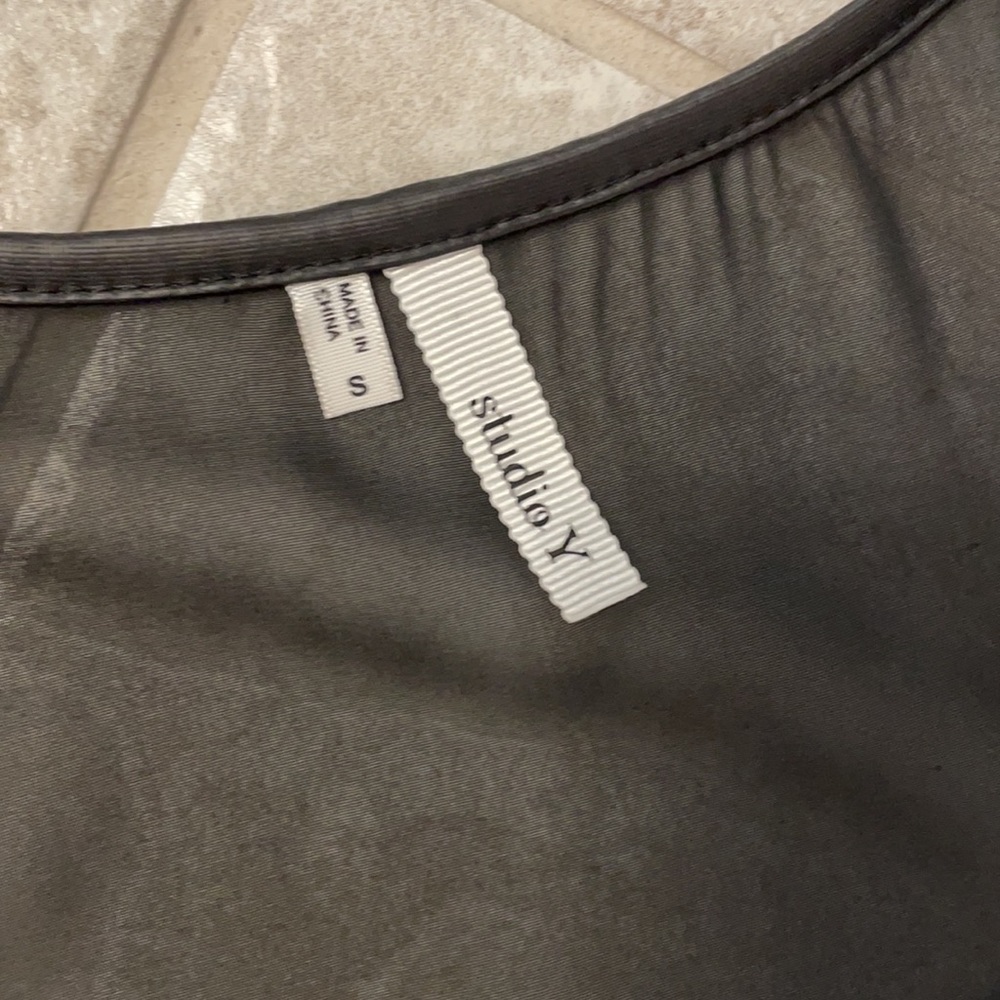 Never worn! - Picture 2 of 2